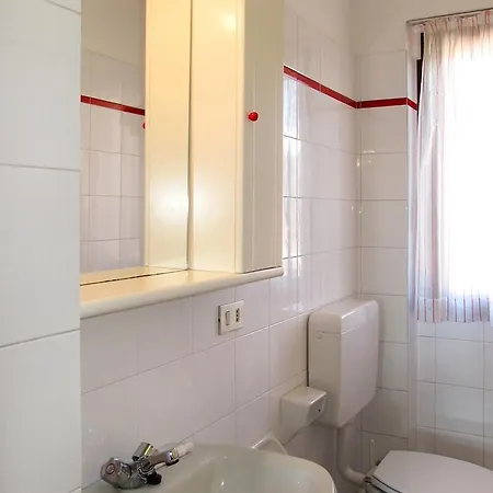 Camping Solarium 240s Appartement Domaso